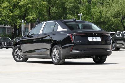 2025款 500km 出行版-外观-图片-有驾