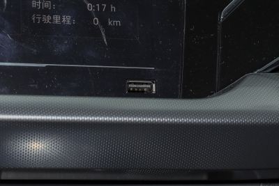2024款 330TSI 星空精英版-内饰-图片-有驾