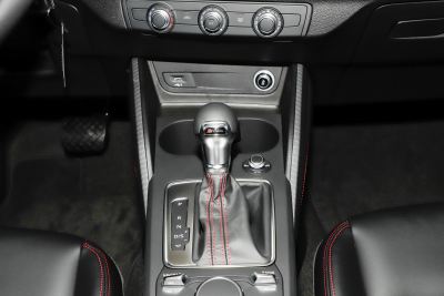 2024款 改款 35TFSI 进取动感型-内饰-图片-有驾