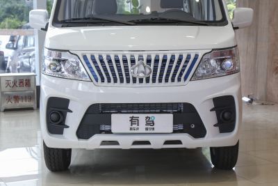 2023款 纯电动客车4525车长平顶背掀门6座60kW 41.86kWh-外观-图片-有驾