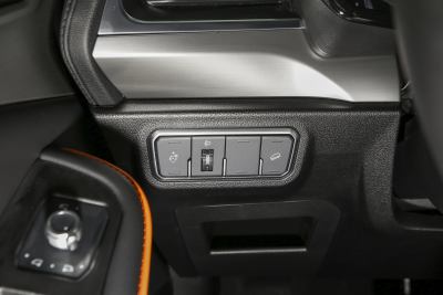 2021款 2.0T 两驱i动-内饰-图片-有驾