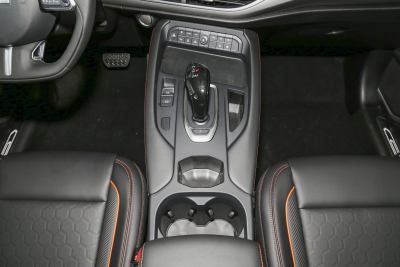2021款 2.0T 两驱i动-内饰-图片-有驾