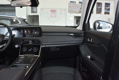 2021款 超能四驱版 1.6T 四驱超能2号-内饰-图片-有驾