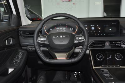 2021款 超能四驱版 1.6T 四驱超能2号-内饰-图片-有驾