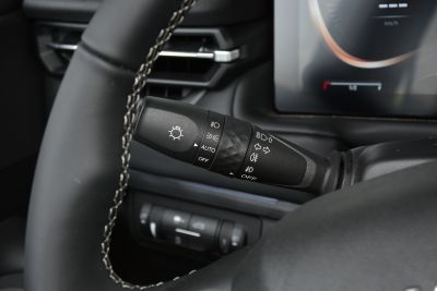 2021款 超能四驱版 1.6T 四驱超能2号-内饰-图片-有驾