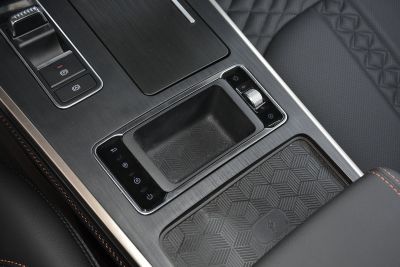 2021款 超能四驱版 1.6T 四驱超能2号-内饰-图片-有驾