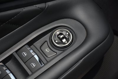 2021款 超能四驱版 1.6T 四驱超能2号-内饰-图片-有驾