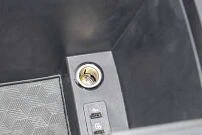 2021款 超能四驱版 1.6T 四驱超能2号-内饰-图片-有驾