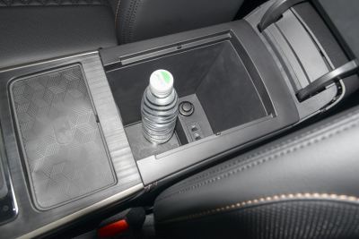 2021款 超能四驱版 1.6T 四驱超能2号-内饰-图片-有驾
