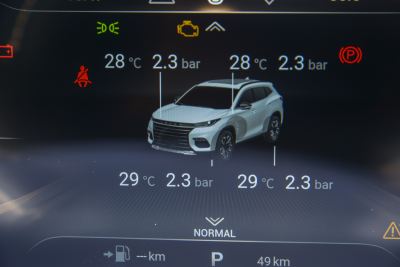 2021款 超能四驱版 1.6T 四驱超能2号-内饰-图片-有驾