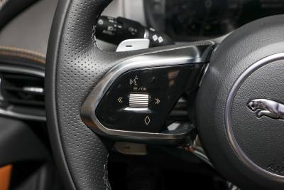 2024款 2.0T 250PS R-DYNAMIC S耀黑运动版-内饰-图片-有驾