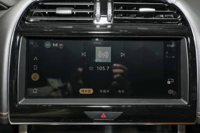 2024款 2.0T 250PS R-DYNAMIC S耀黑运动版-内饰-图片-有驾