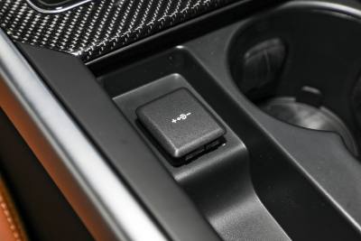 2024款 2.0T 250PS R-DYNAMIC S耀黑运动版-内饰-图片-有驾