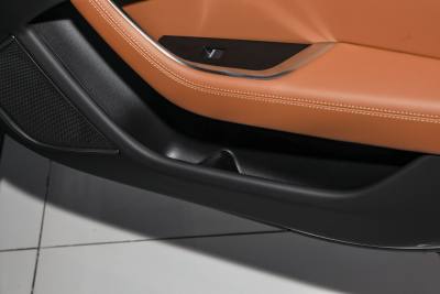 2024款 2.0T 250PS R-DYNAMIC S耀黑运动版-内饰-图片-有驾