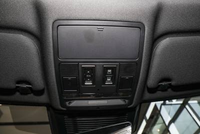 2024款 2.0T 250PS R-DYNAMIC S耀黑运动版-内饰-图片-有驾