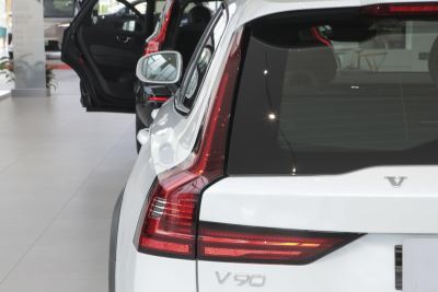 2025款 Cross Country B5 AWD 智尊版-外观-图片-有驾