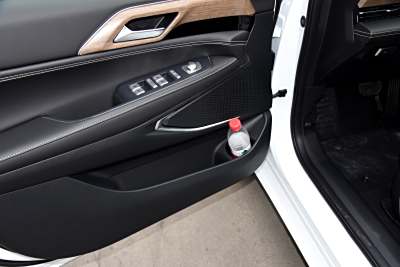 2024款 500Plus版-空间-图片-有驾