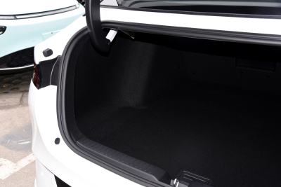 2024款 500Plus版-空间-图片-有驾