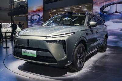 2025款 四驱 Ultra-外观-图片-有驾