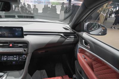 2024款 2.0T 猎型版四驱旗舰型 Shooting Brake-内饰-图片-有驾