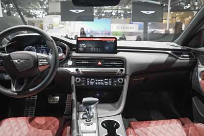 2024款 2.0T 猎型版四驱旗舰型 Shooting Brake-内饰-图片-有驾