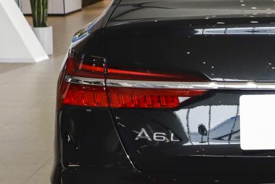 2024款 40 TFSI 豪华致雅型-外观-图片-有驾