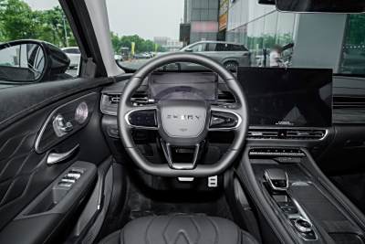 2025款 Pro 2.0T 豪华型-内饰-图片-有驾
