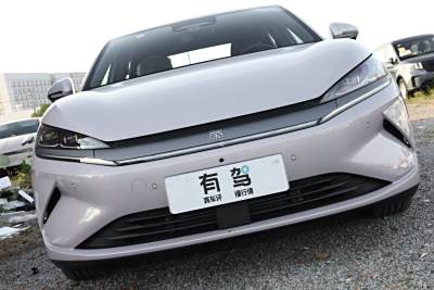 2025款 EV 545KM云辇型-外观-图片-有驾