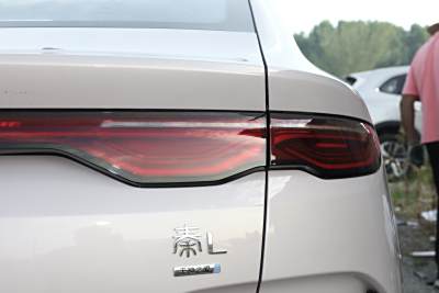 2025款 EV 545KM云辇型-外观-图片-有驾