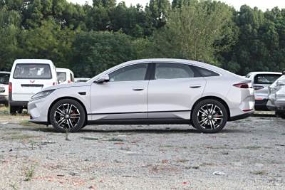 2025款 EV 545KM云辇型-外观-图片-有驾