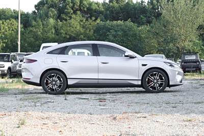 2025款 EV 545KM云辇型-外观-图片-有驾