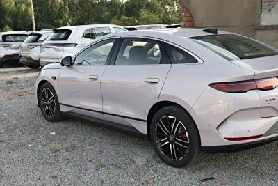 2025款 EV 545KM云辇型-外观-图片-有驾