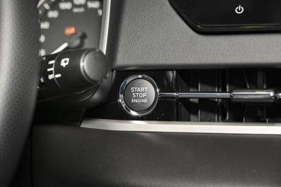 2023款 1.5T CVT四驱卓越版 5座-内饰-图片-有驾