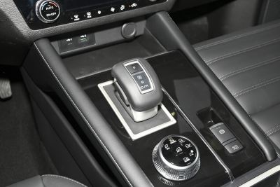 2023款 1.5T CVT四驱卓越版 5座-内饰-图片-有驾