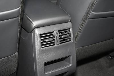 2023款 1.5T CVT四驱卓越版 5座-内饰-图片-有驾