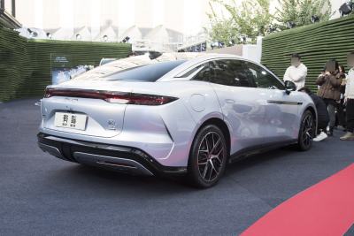 2025款 EV 四驱激光雷达旗舰型-外观-图片-有驾