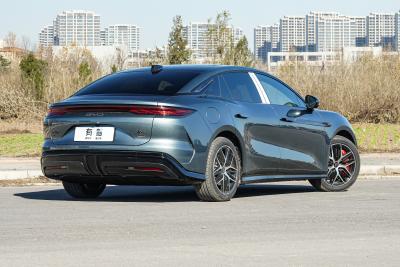 2025款 EV 四驱激光雷达旗舰型-外观-图片-有驾