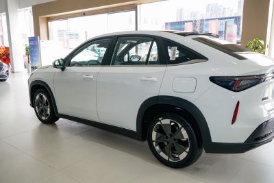 2026款 220km 长续航铂金增程智尊版-外观-图片-有驾