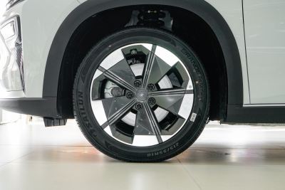 2026款 220km 长续航铂金增程智尊版-外观-图片-有驾