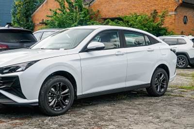 2025款 1.5L 自动超越版-外观-图片-有驾
