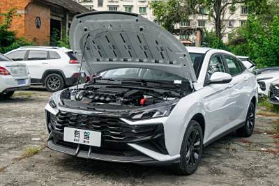 2025款 1.5L 自动超越版-外观-图片-有驾
