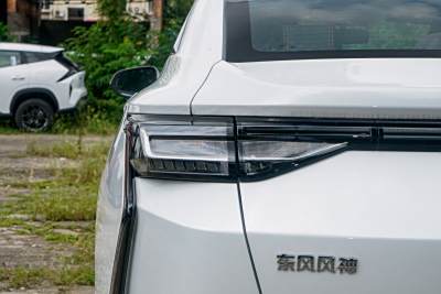 2025款 1.5L 自动超越版-外观-图片-有驾