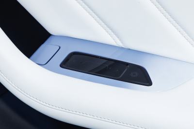 2023款 580 AWD-内饰-图片-有驾