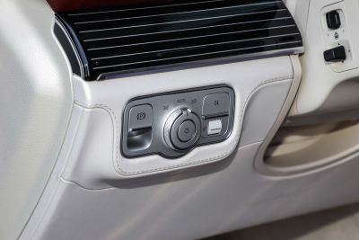2024款 GLS 480 4MATIC-内饰-图片-有驾