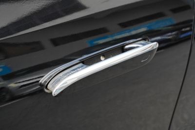 2025款 改款 E 300 L 豪华运动型-外观-图片-有驾