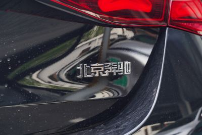 2025款 改款 E 300 L 豪华运动型-外观-图片-有驾