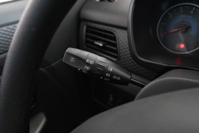 2019款 1.5L 330S 手动精典型厢式车 国VI-内饰-图片-有驾
