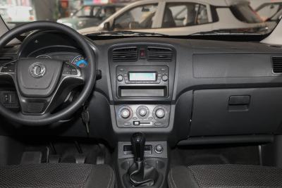 2019款 1.5L手动实用型I 国VI-内饰-图片-有驾