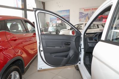 2019款 1.5L手动实用型I 国VI-内饰-图片-有驾