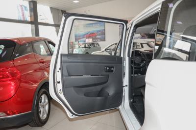 2019款 1.5L手动实用型I 国VI-内饰-图片-有驾